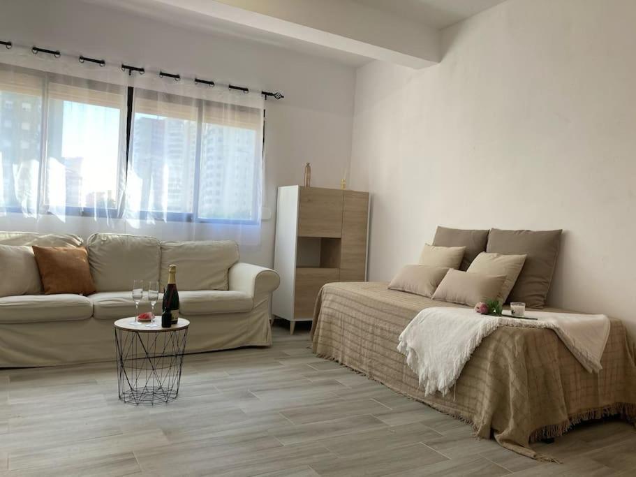 Coqueto Apartamento De Playa Con Piscina Y Terraza 瓦伦西亚 外观 照片
