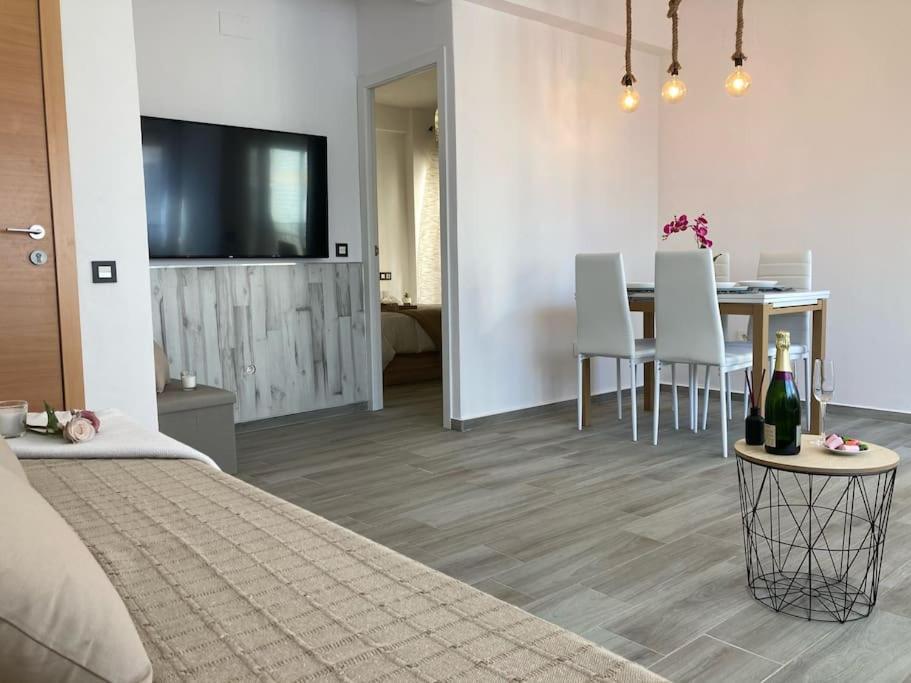 Coqueto Apartamento De Playa Con Piscina Y Terraza 瓦伦西亚 外观 照片