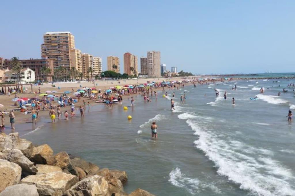 Coqueto Apartamento De Playa Con Piscina Y Terraza 瓦伦西亚 外观 照片